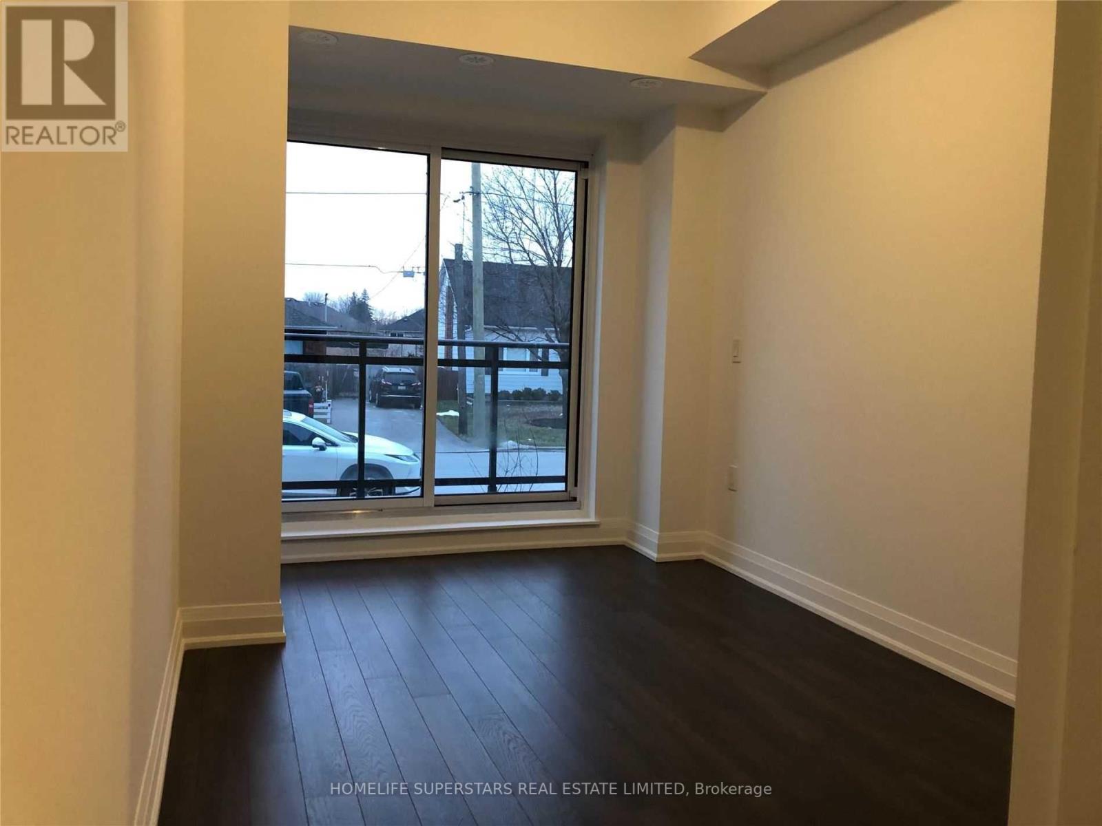 Photo 25 of 902 26 Coles Avenue, Vaughan ON