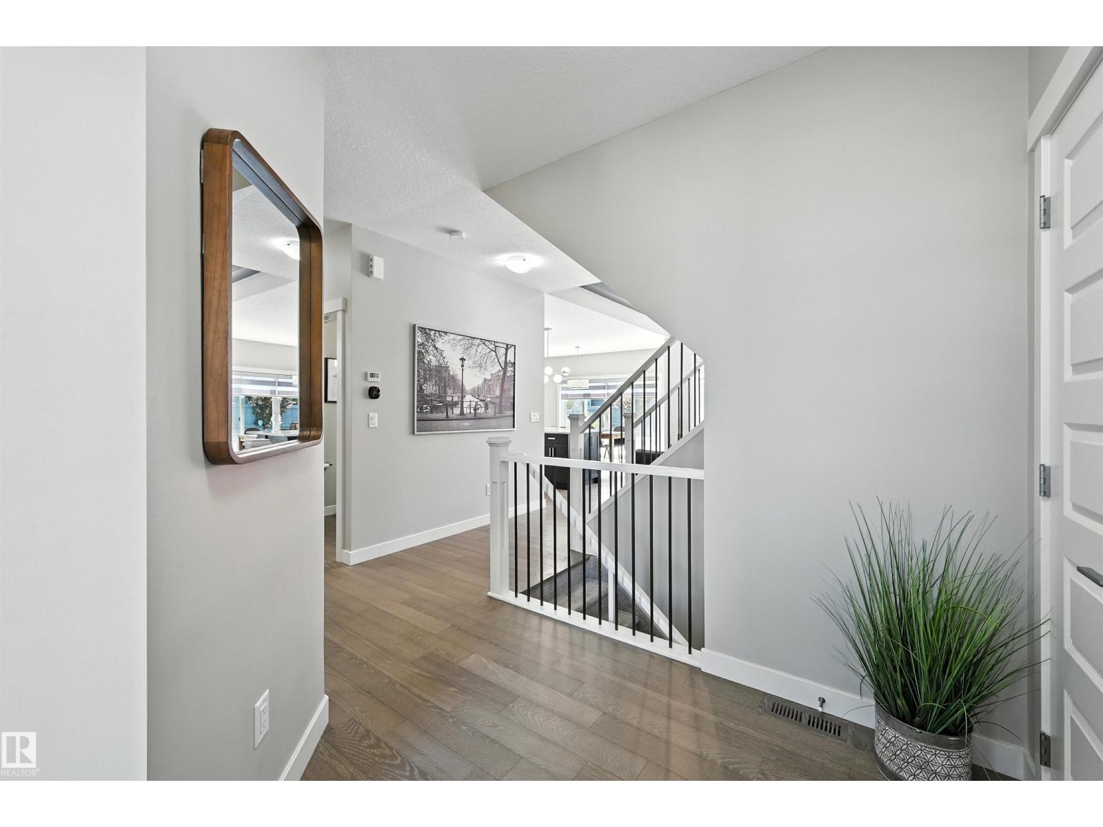 Photo 8 of 6616 Knox Pl Sw, Edmonton AB
