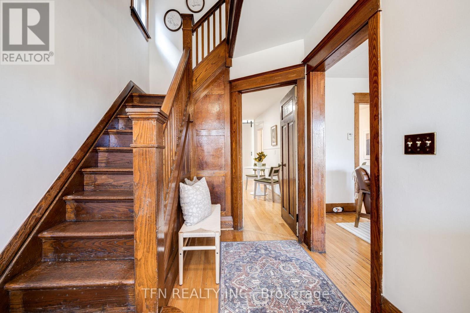 Photo 12 of Upper 70 Chester Hill Road, Toronto ON