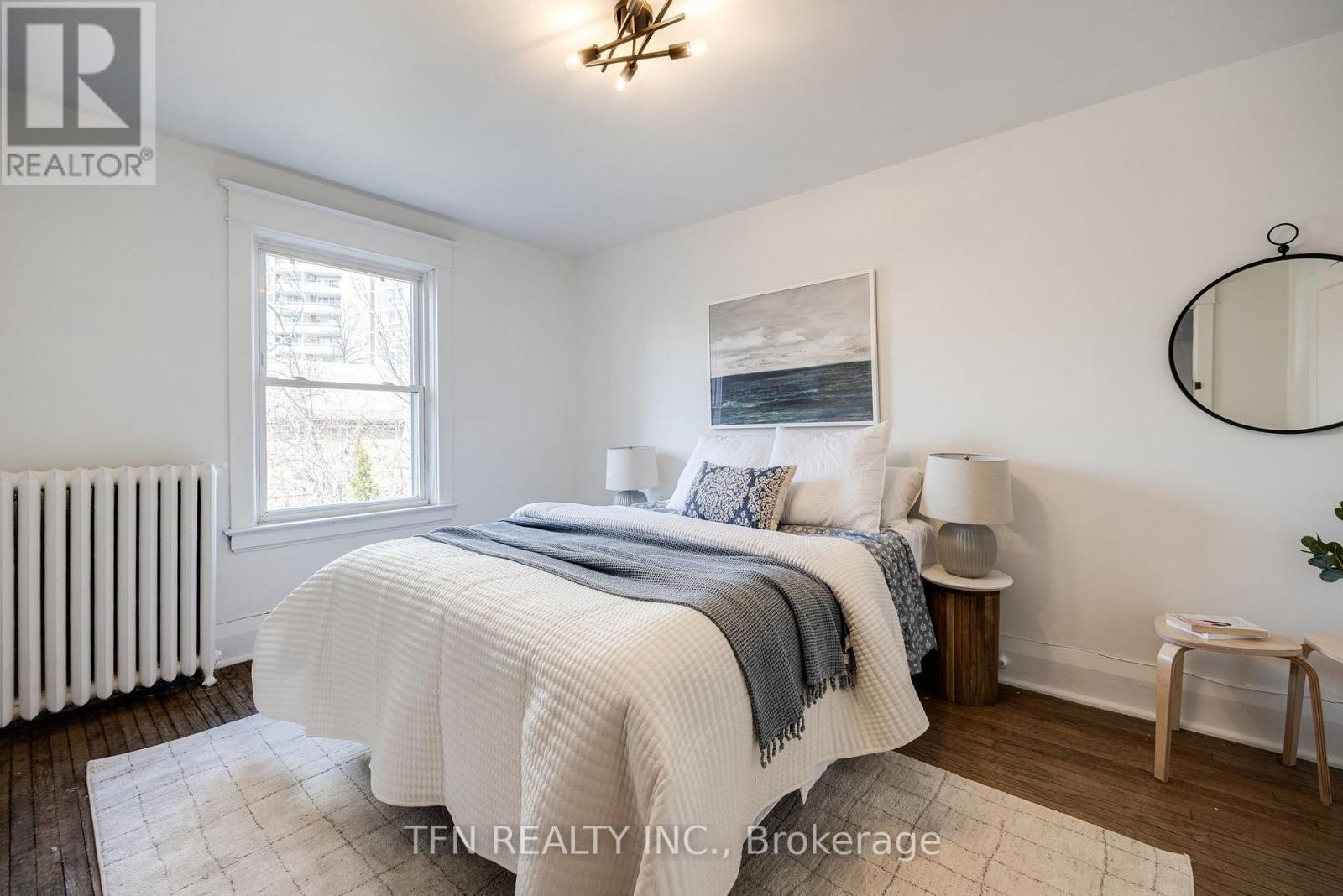 Photo 17 of Upper 70 Chester Hill Road, Toronto ON