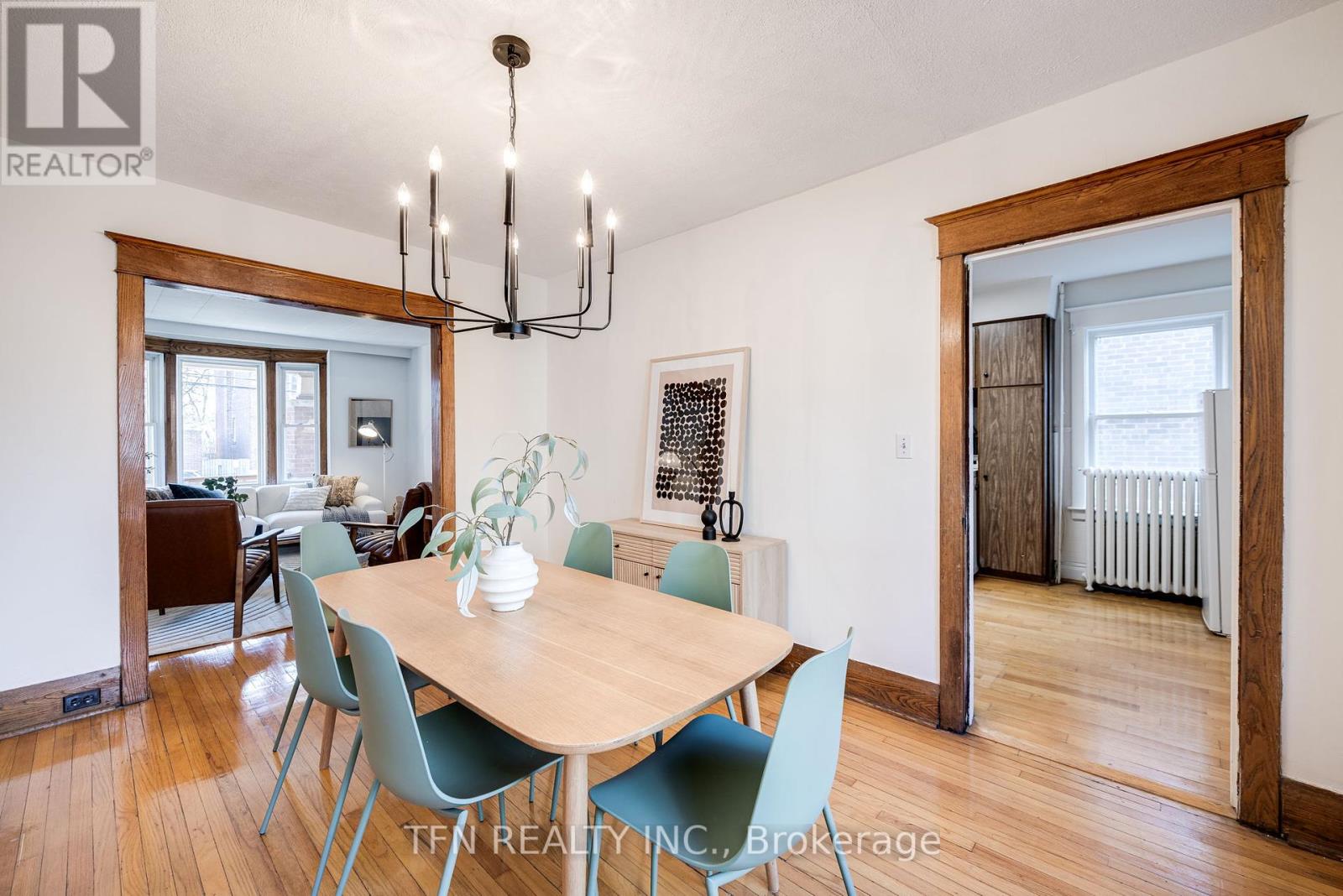 Photo 6 of Upper 70 Chester Hill Road, Toronto ON