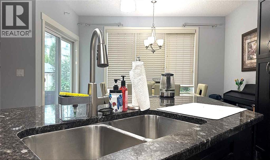 Photo 34 of 691 Copperpond Circle Se, Calgary AB