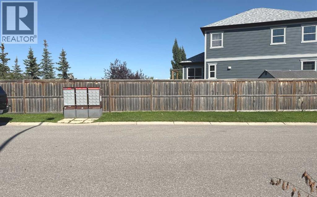 Photo 6 of 691 Copperpond Circle Se, Calgary AB