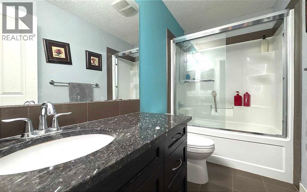 Photo 45 of 691 Copperpond Circle Se, Calgary AB