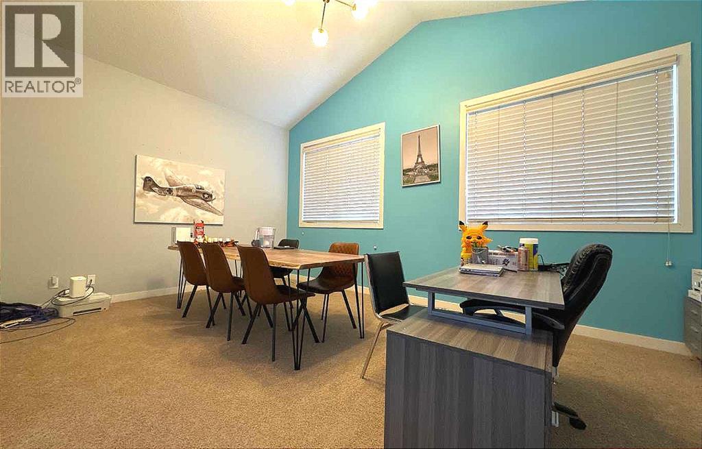 Photo 49 of 691 Copperpond Circle Se, Calgary AB