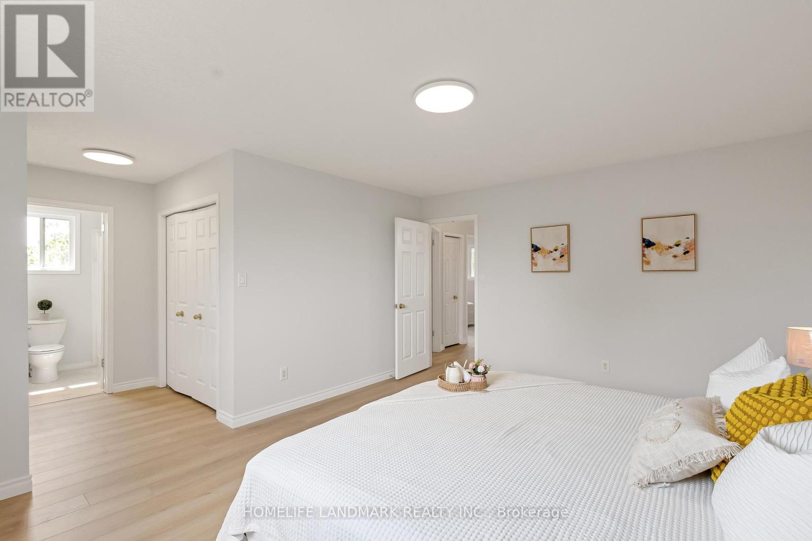 Photo 19 of 205 Holbeach Crescent, Waterloo ON