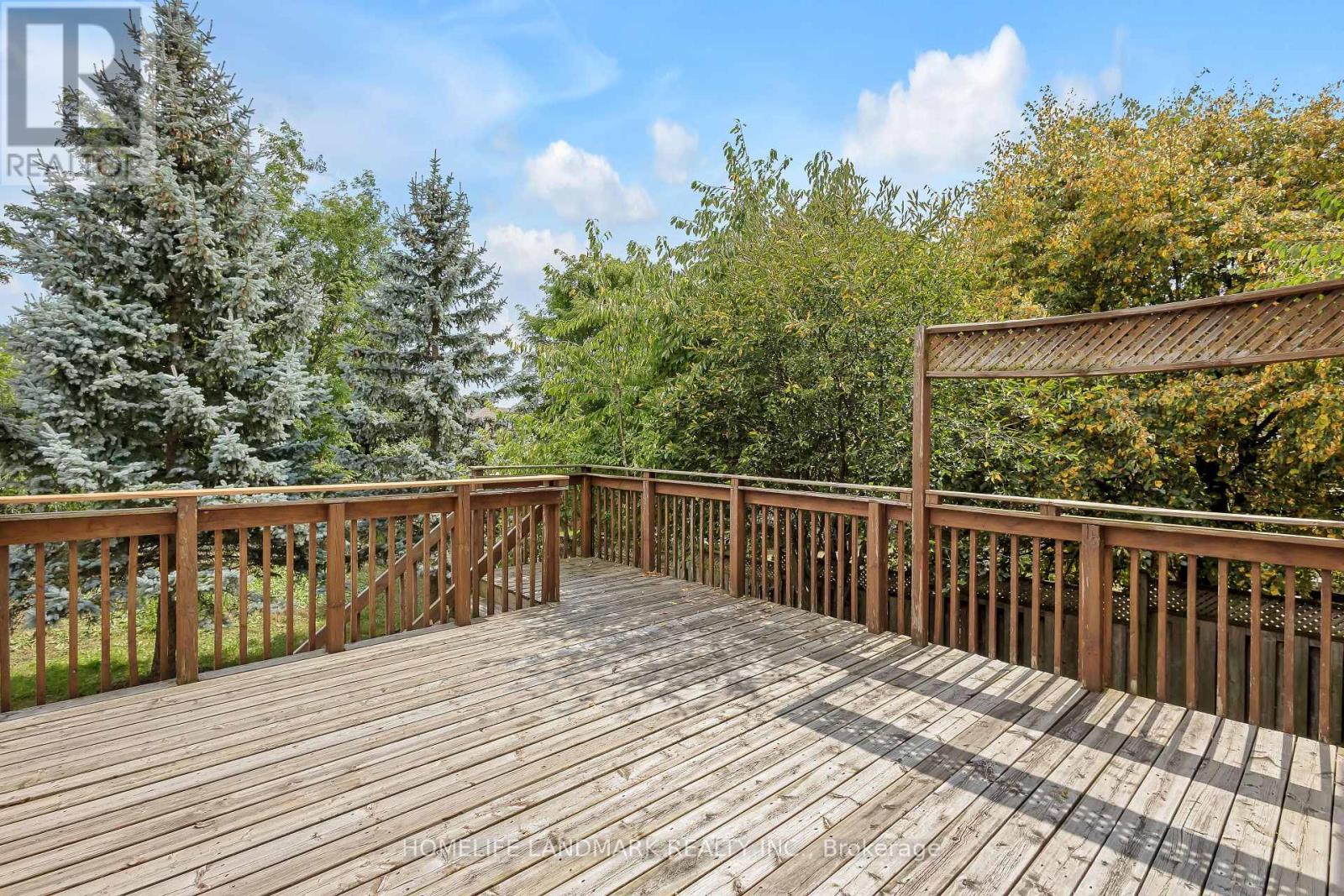 Photo 31 of 205 Holbeach Crescent, Waterloo ON