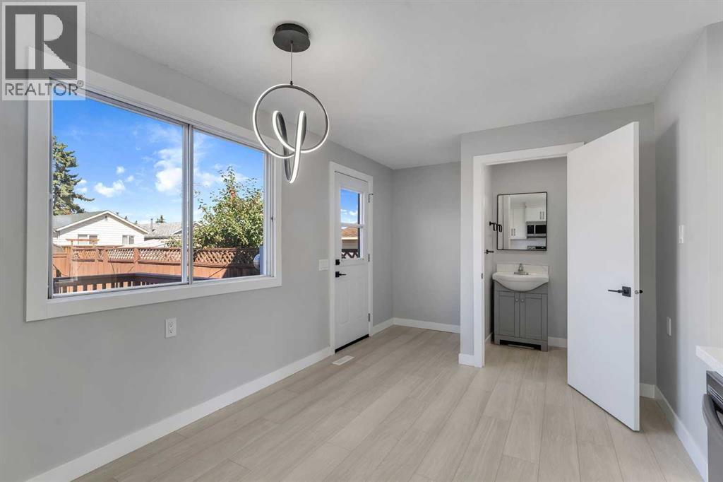 Photo 9 of 73 Erin Woods Place Se, Calgary AB