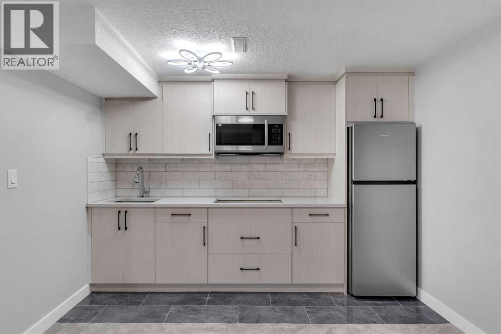 Photo 23 of 73 Erin Woods Place Se, Calgary AB