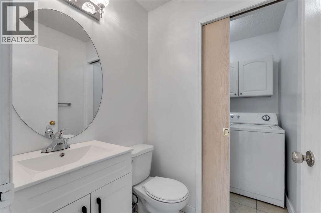 Single Family House for Sale in  Hidden Ranch Place Hidden Valley Calgary 