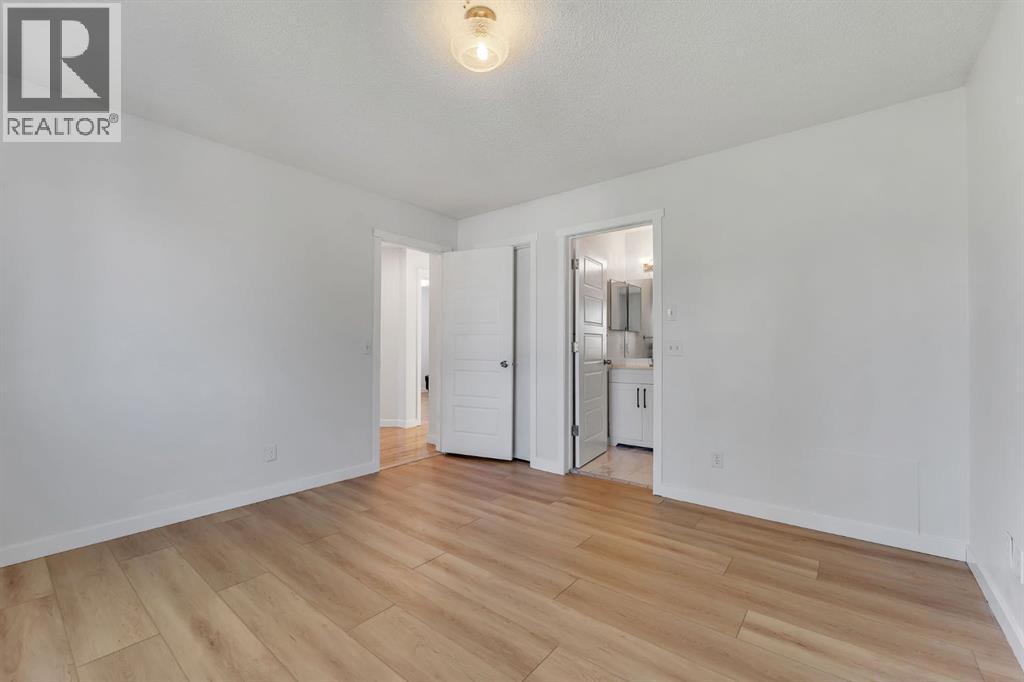 Single Family House for Sale in  Hidden Ranch Place Hidden Valley Calgary 
