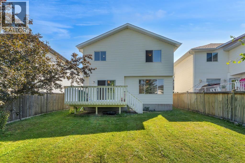 Single Family House for Sale in  Hidden Ranch Place Hidden Valley Calgary 