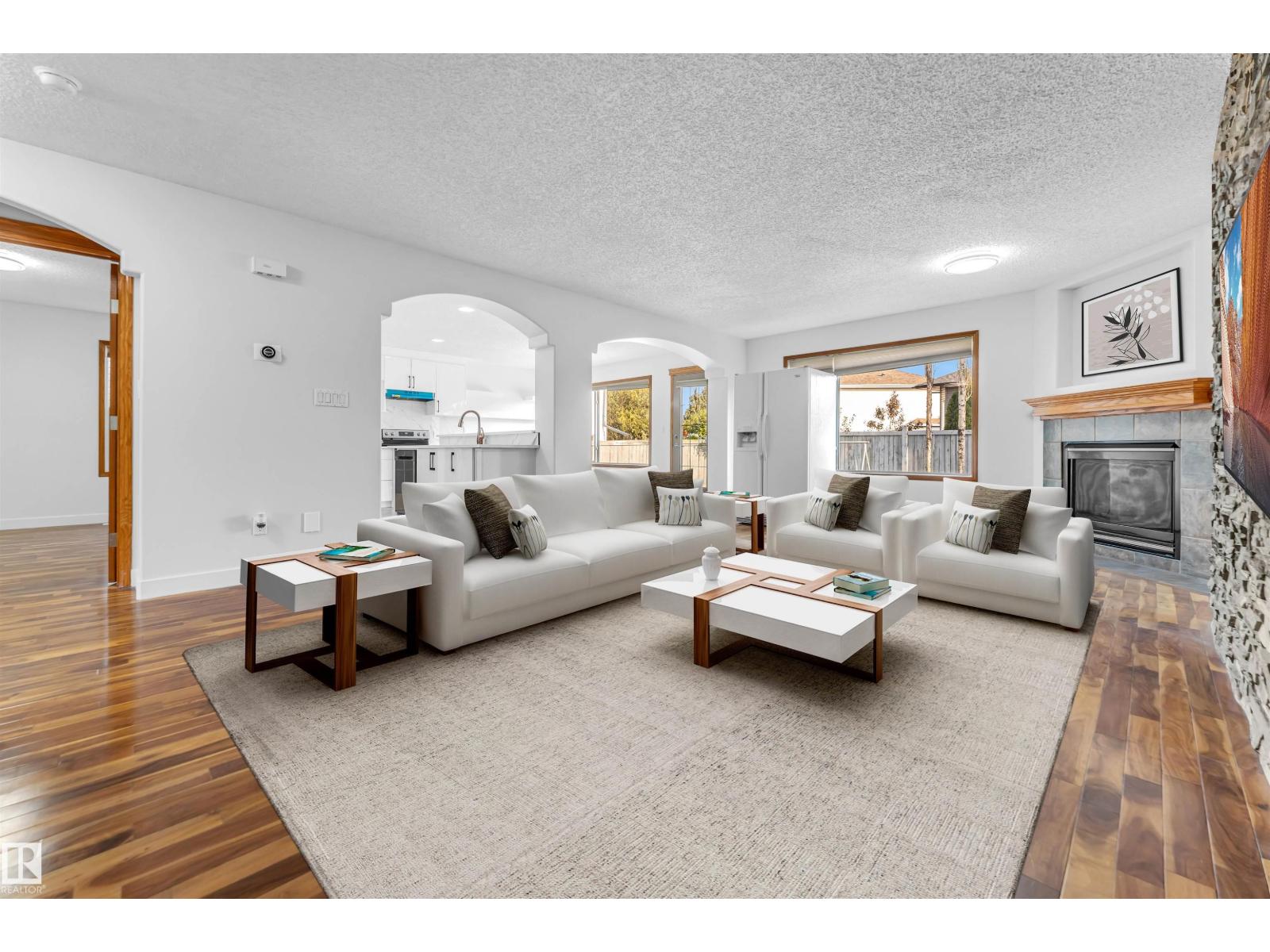 Photo 1 of 10621 175 A Av Nw, Edmonton AB
