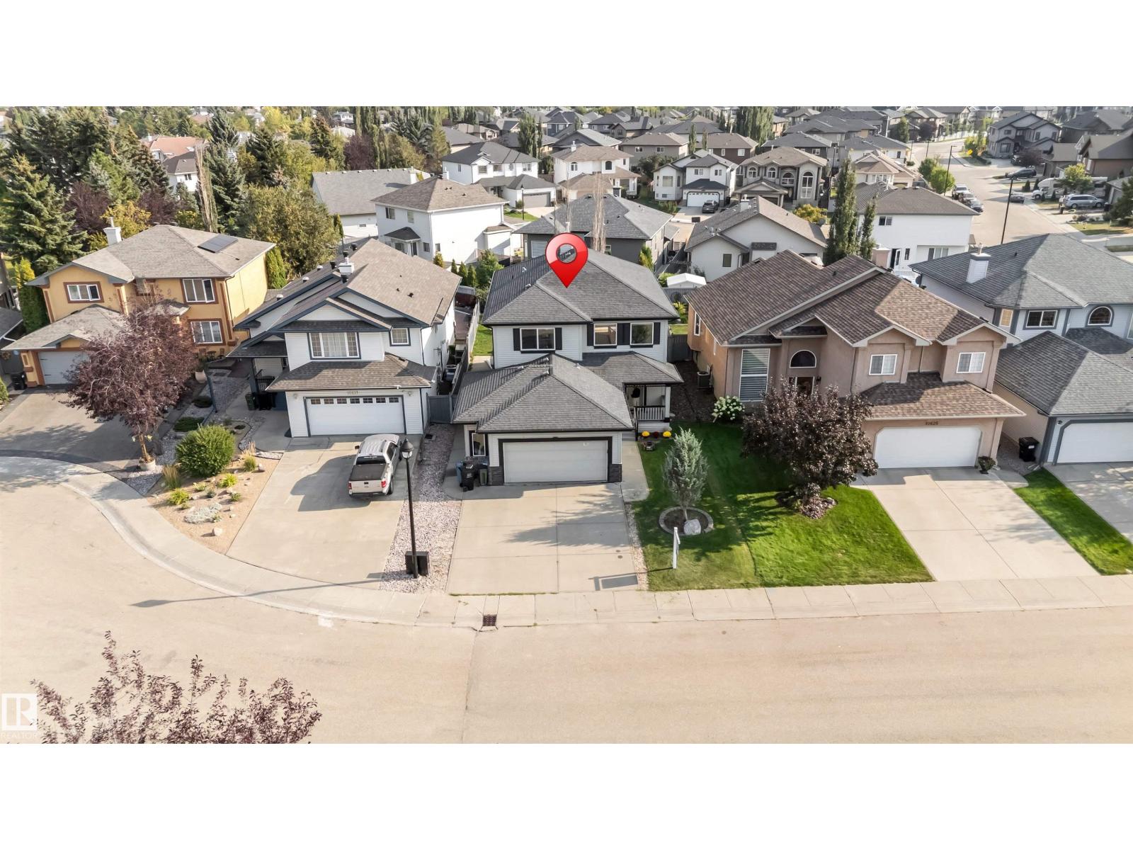 Photo 15 of 10621 175 A Av Nw, Edmonton AB