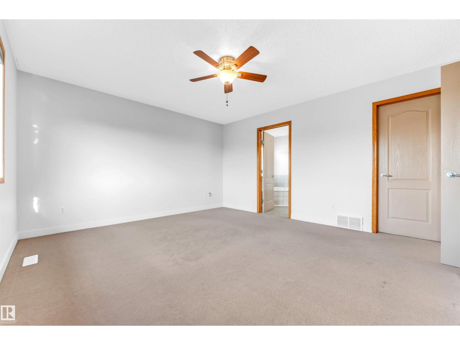 Photo 48 of 10621 175 A Av Nw, Edmonton AB