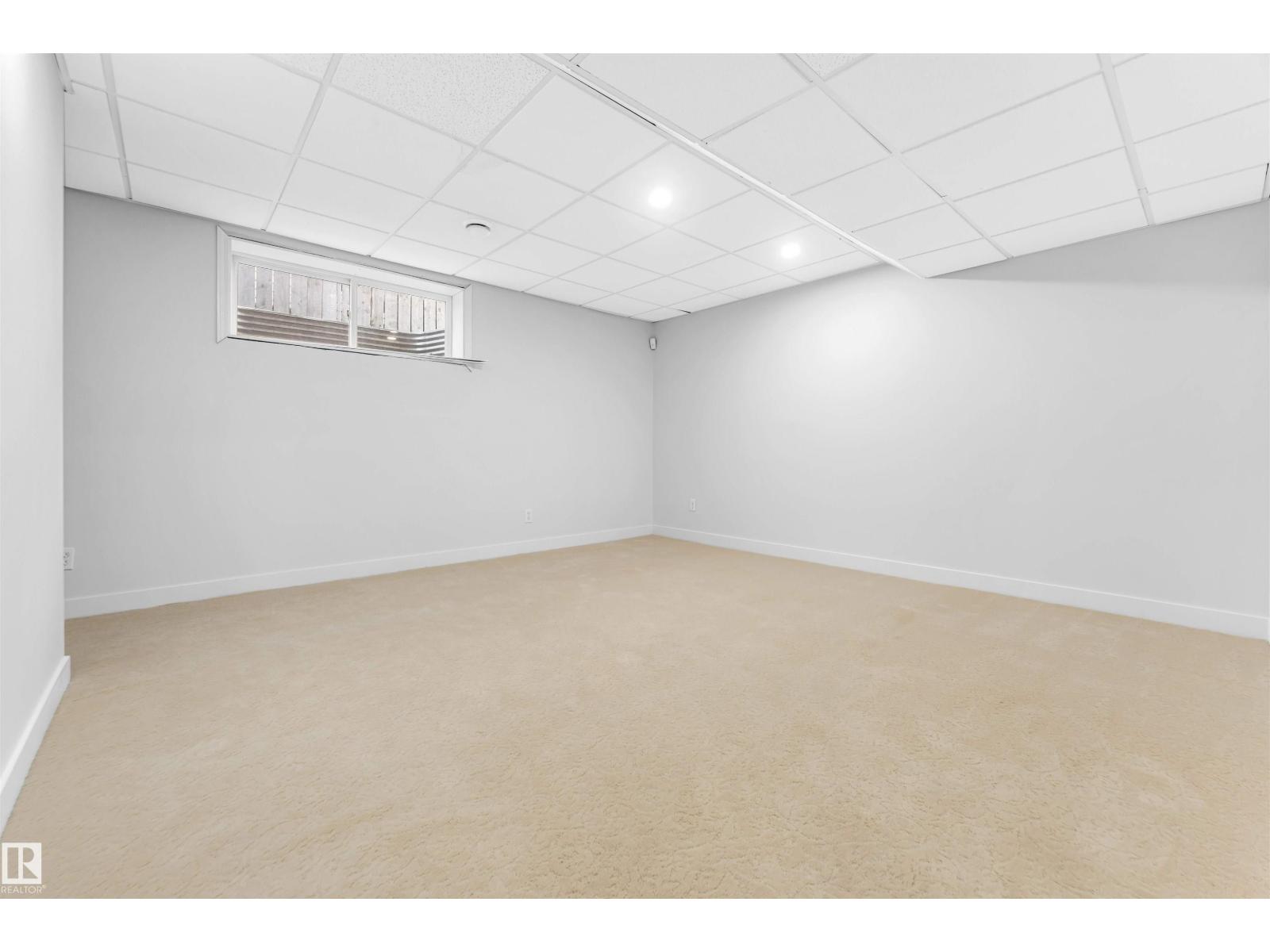Photo 61 of 10621 175 A Av Nw, Edmonton AB