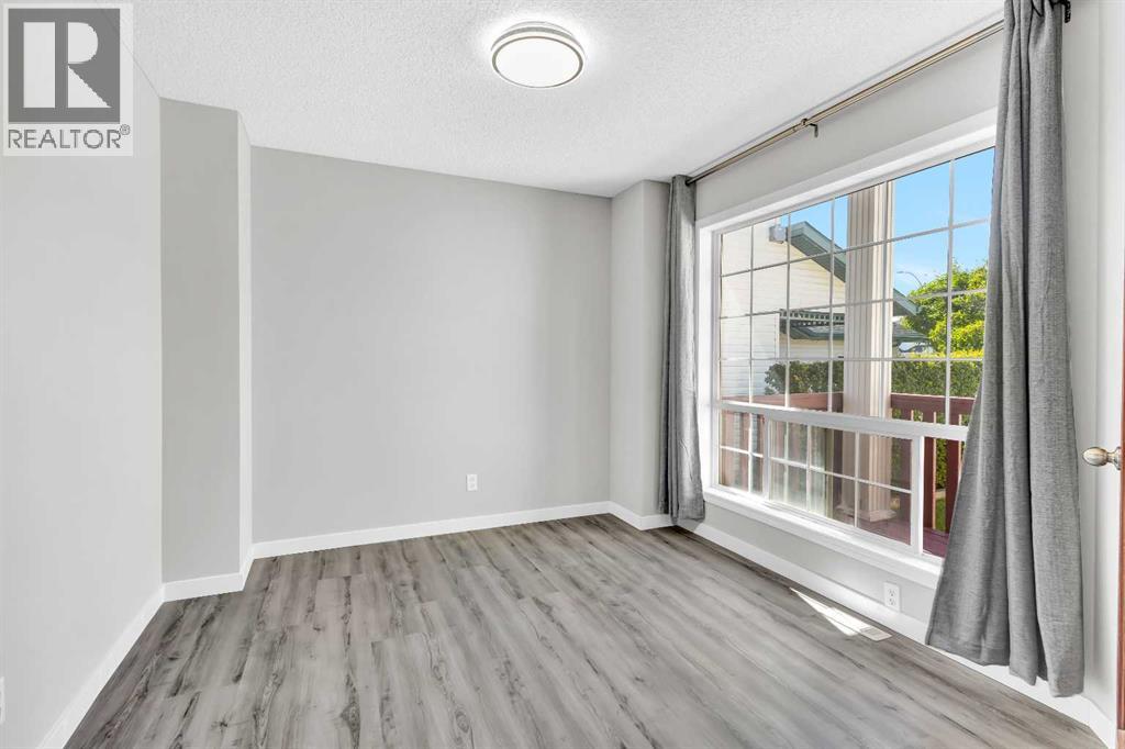 Single Family House for Sale in  Citadel Peak Circle NW Citadel Calgary 