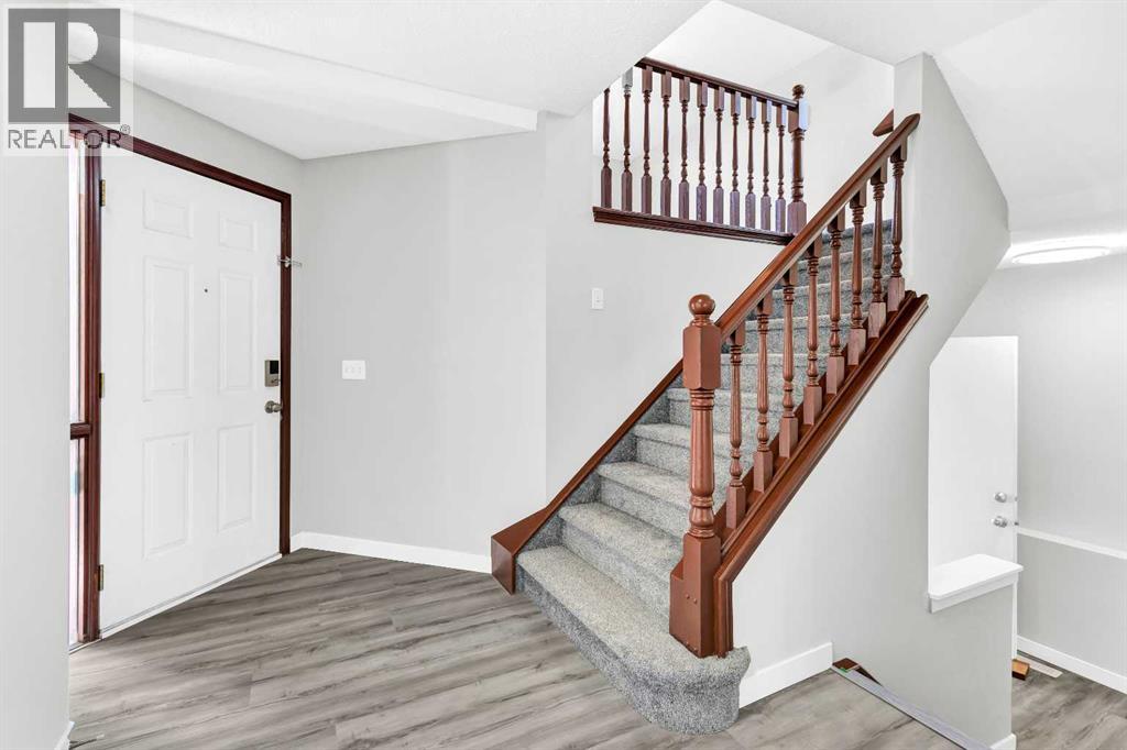 Single Family House for Sale in  Citadel Peak Circle NW Citadel Calgary 