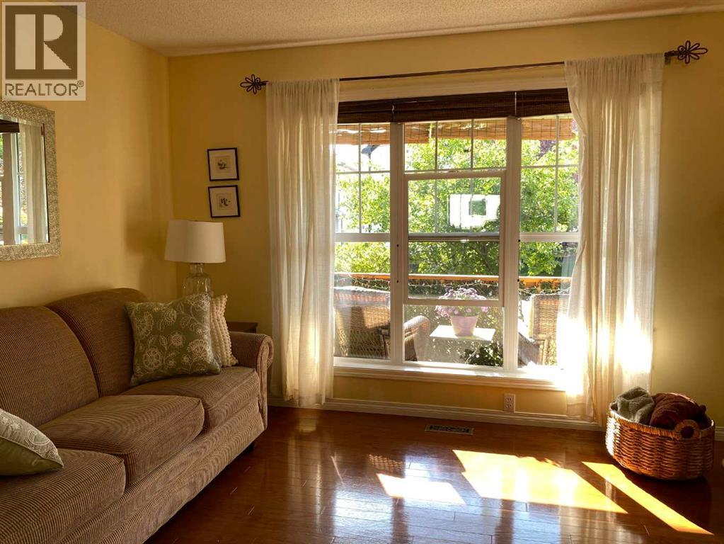 Photo 7 of 90 Tuscany Springs Heights Nw, Calgary AB