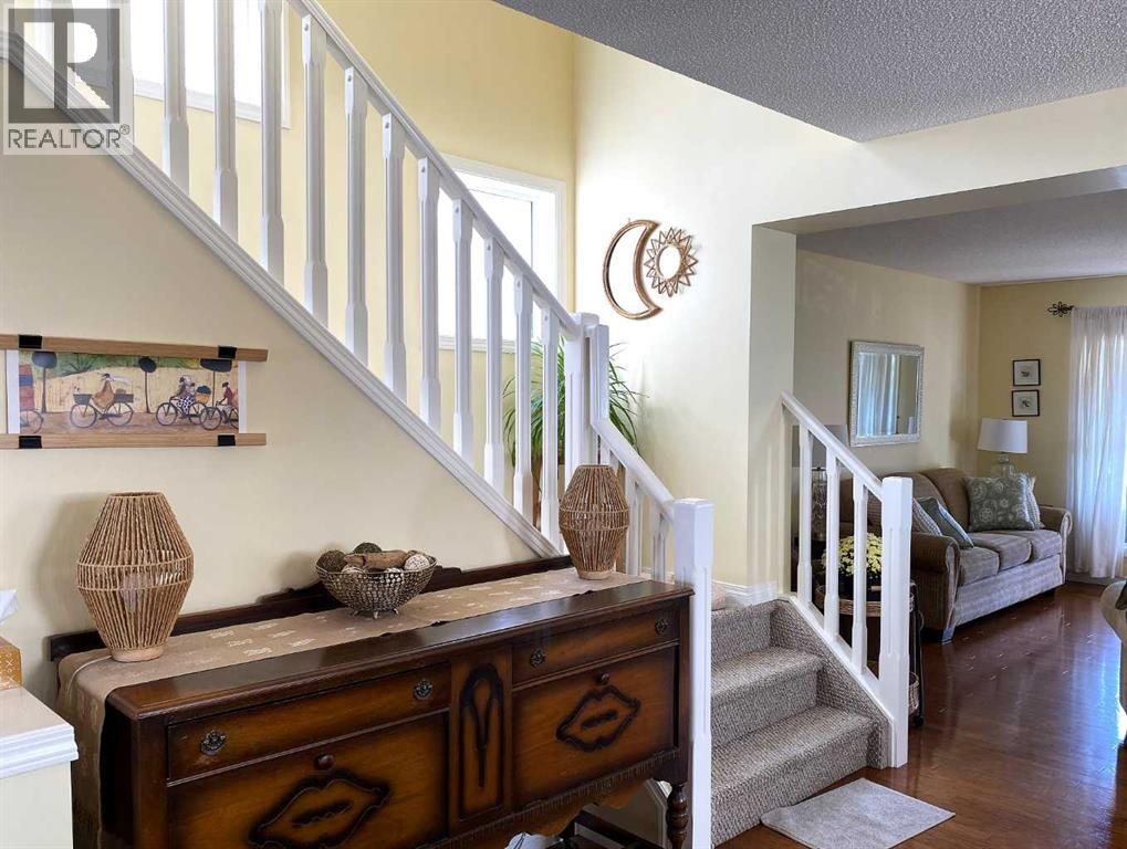 Photo 9 of 90 Tuscany Springs Heights Nw, Calgary AB
