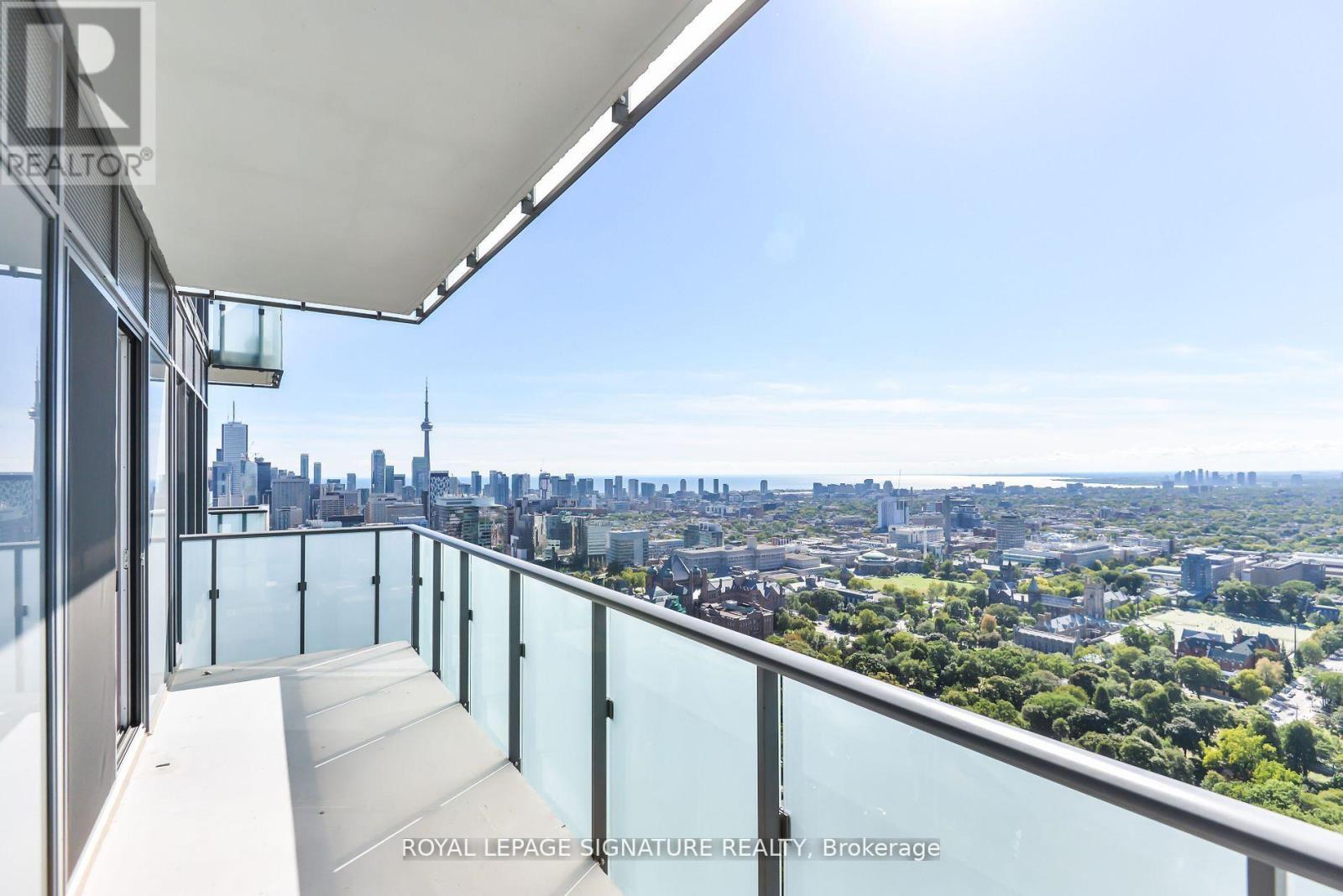 Photo 27 of 4002 65 St Mary Street, Toronto ON