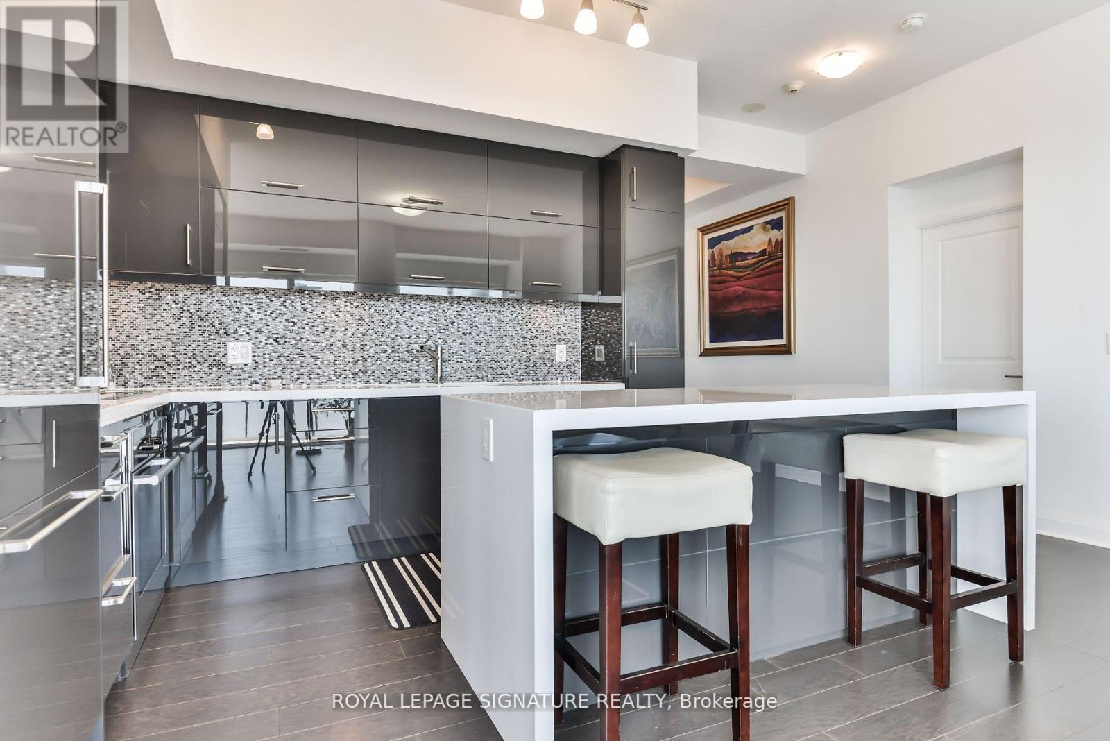 Photo 11 of 4002 65 St Mary Street, Toronto ON