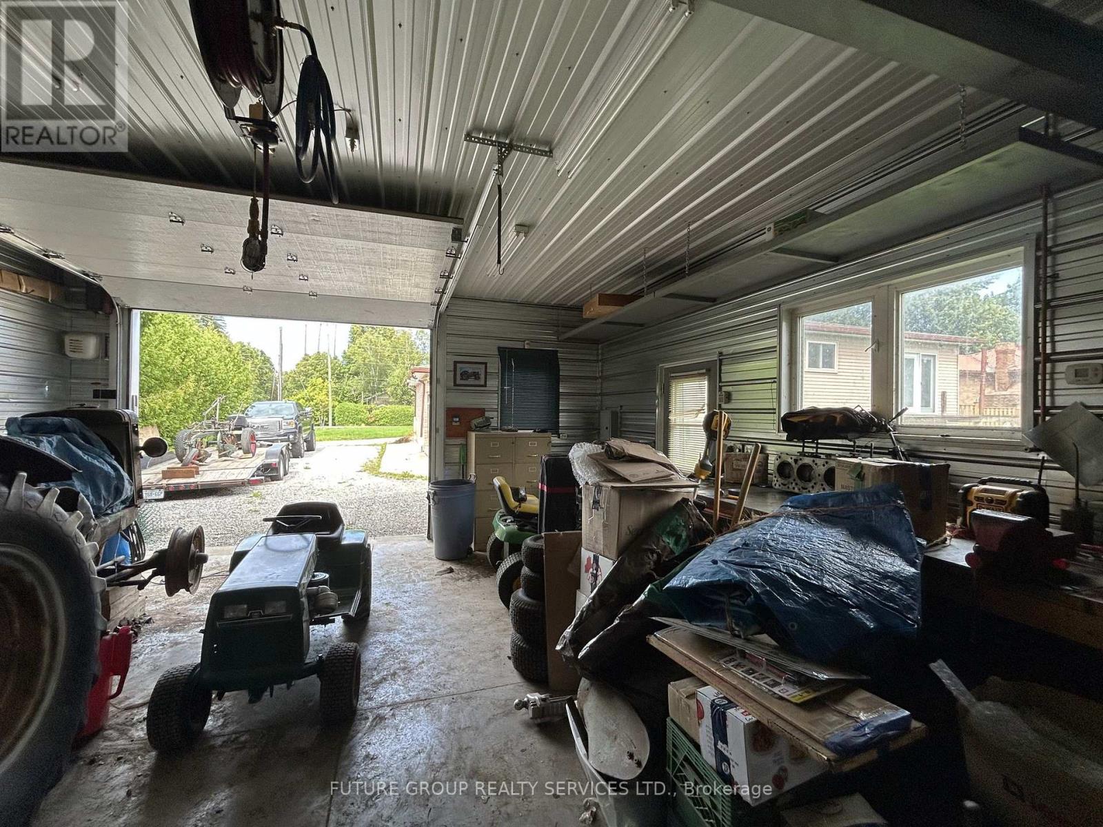 Photo 36 of 5 Burke Street, Georgina ON