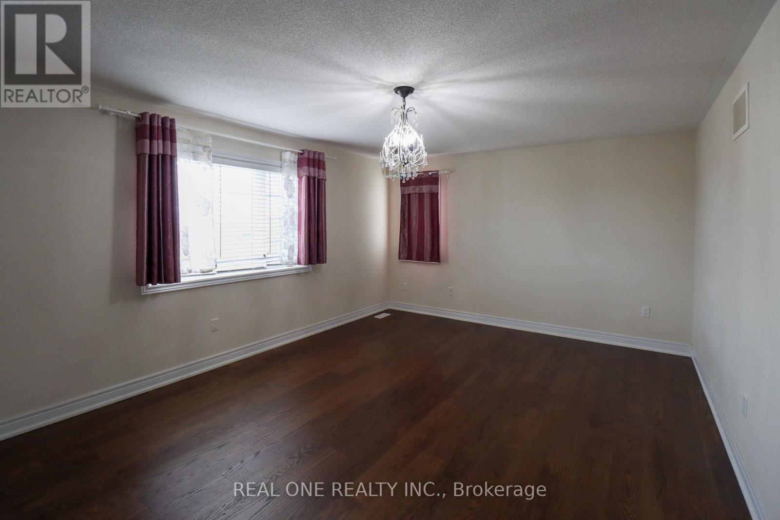 Photo 26 of 1330 Kestell Boulevard, Oakville ON