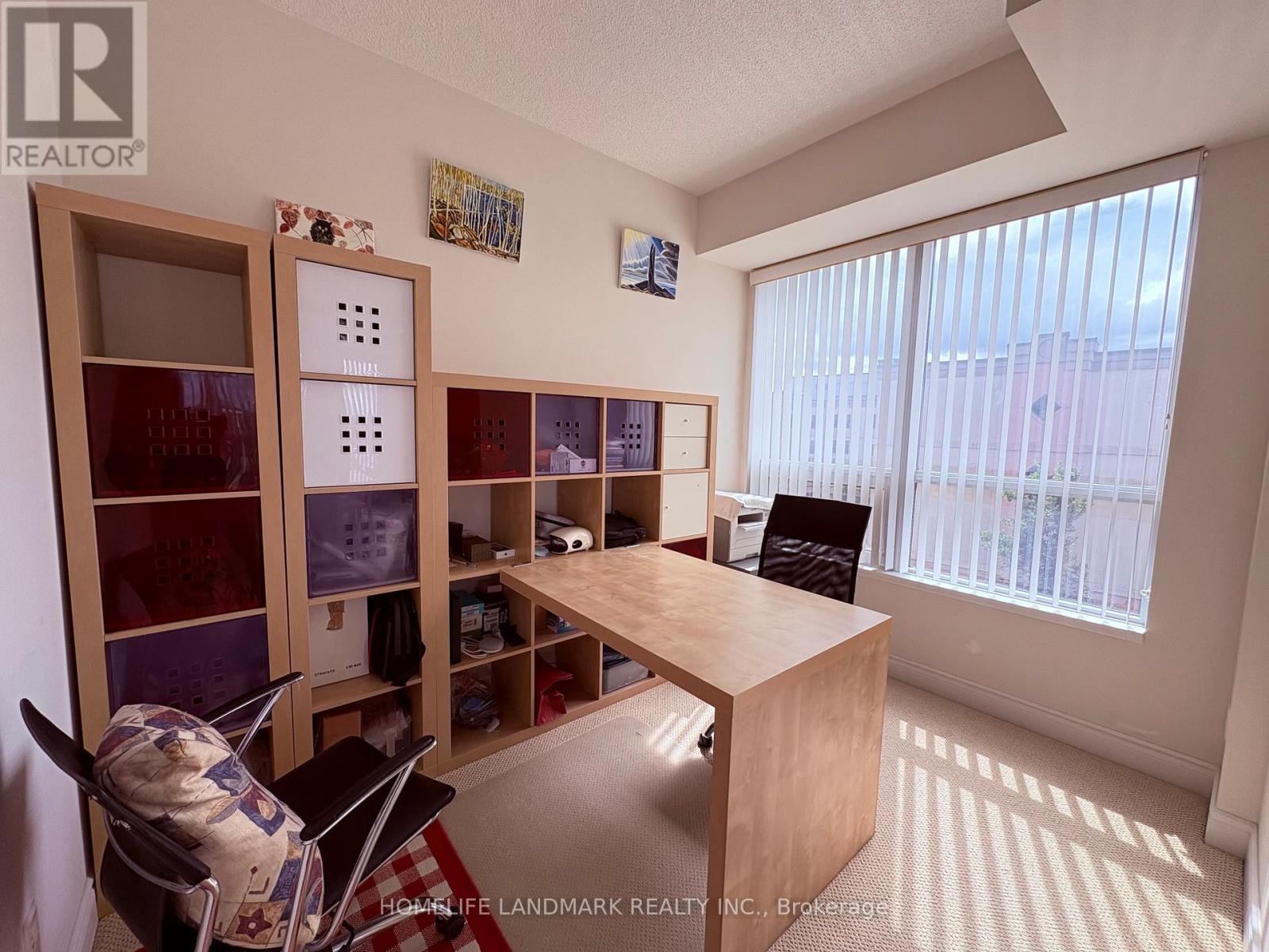 Photo 13 of 386 11211 Yonge Street, Richmond Hill ON