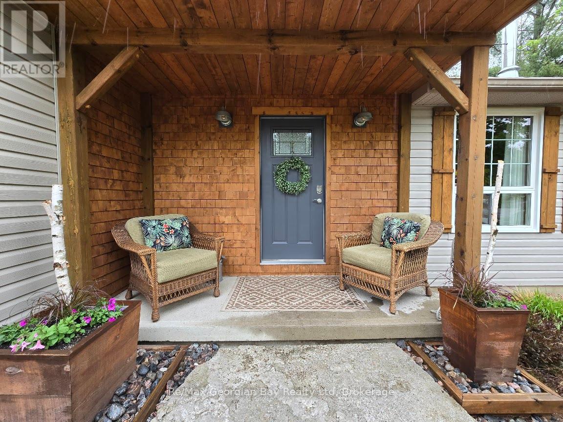Photo 5 of 30 Sumac Crescent, Oromedonte ON