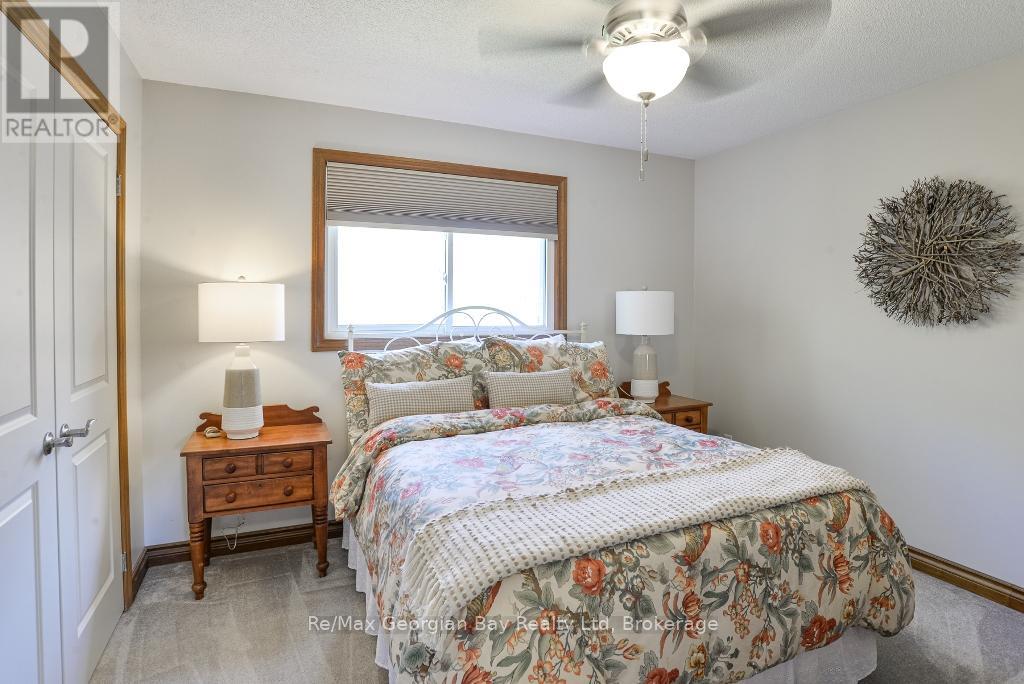 Photo 23 of 30 Sumac Crescent, Oromedonte ON