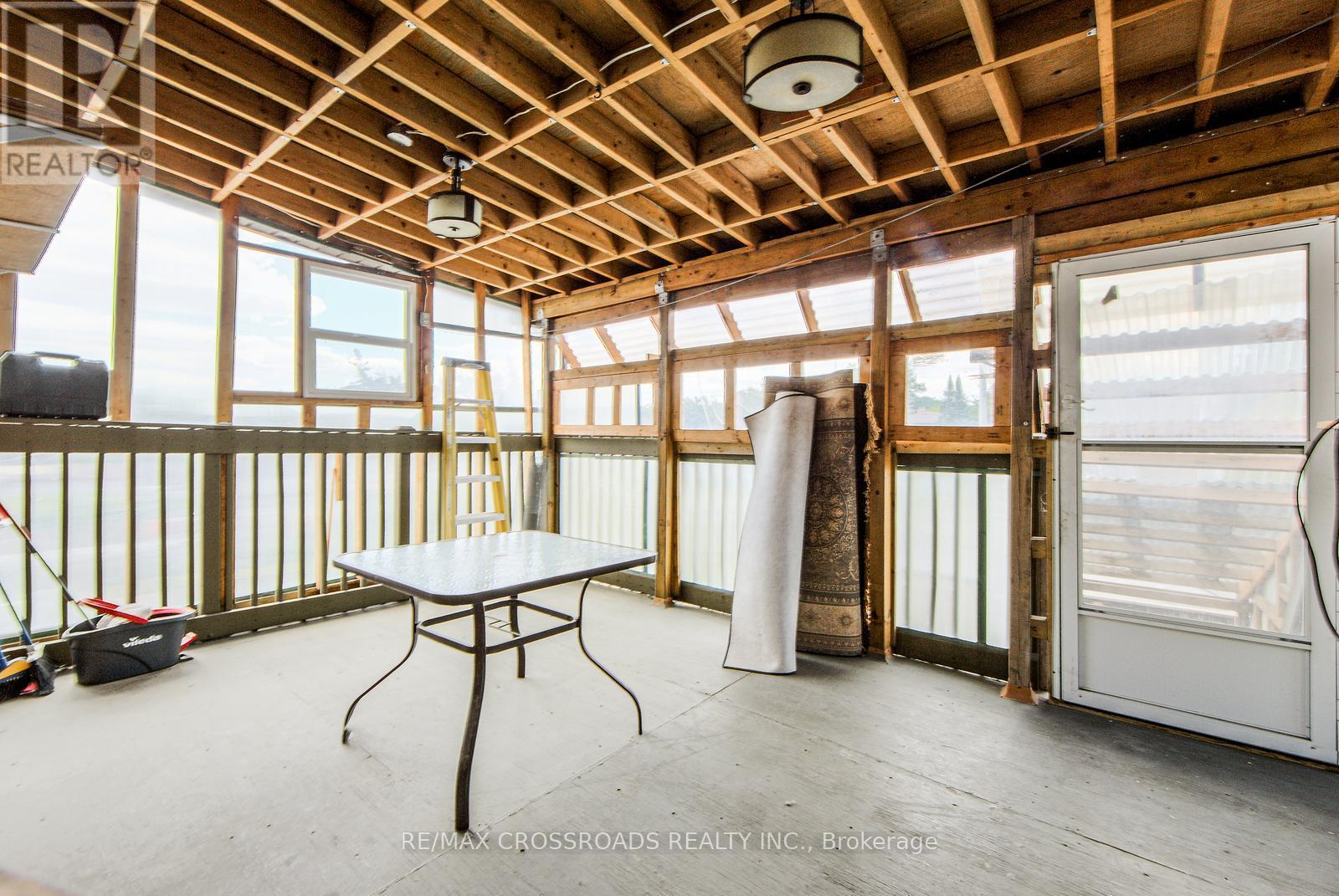 Photo 11 of 113 Bedale Crescent, Markham ON