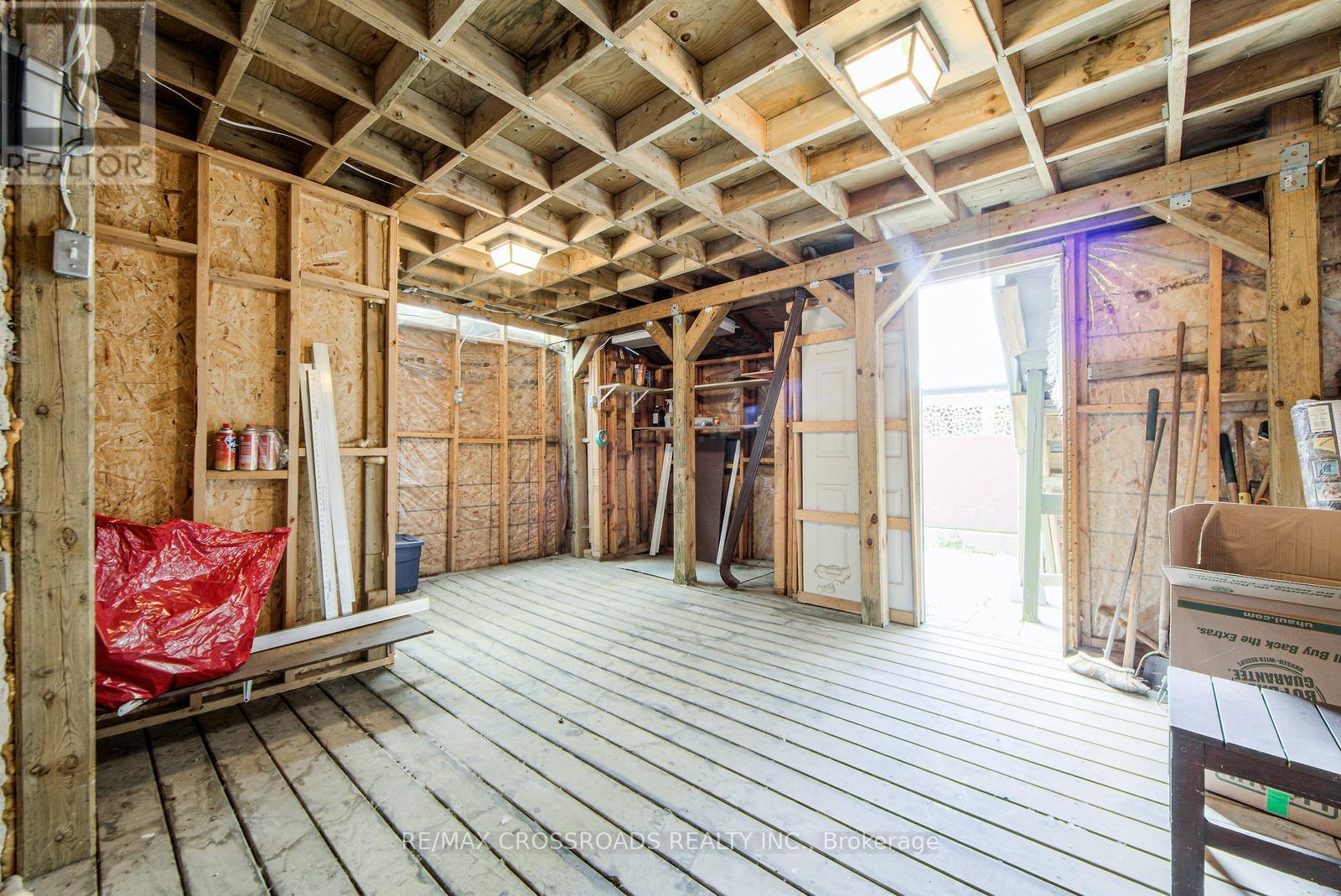 Photo 27 of 113 Bedale Crescent, Markham ON