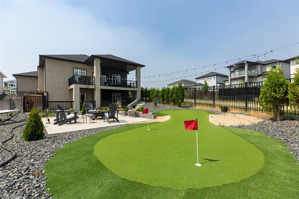 Photo 41 of 183 Valley Brook Road, Winnipeg MB
