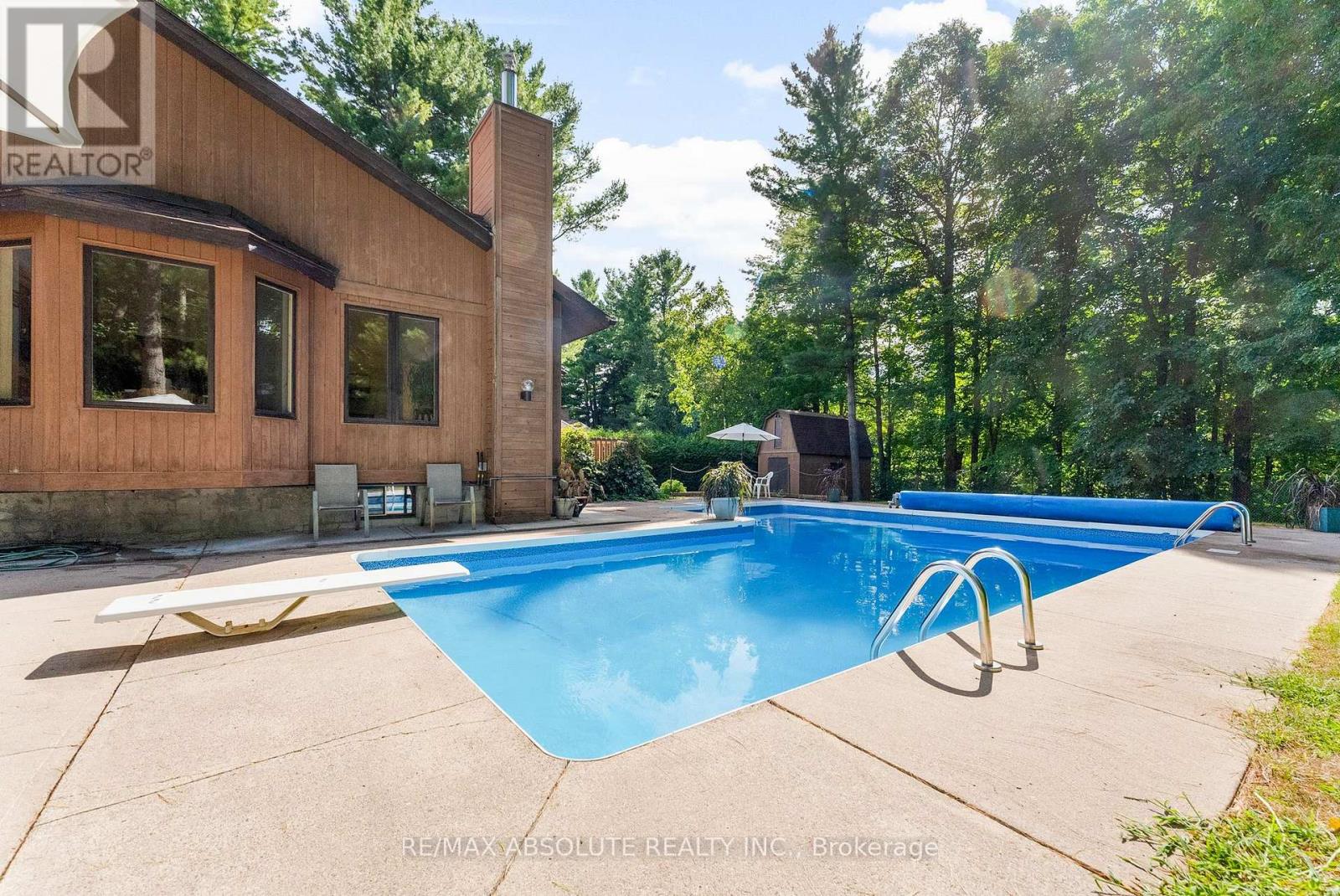 Photo 47 of 33 Old Orchard Lane, Mcnab Braeside ON