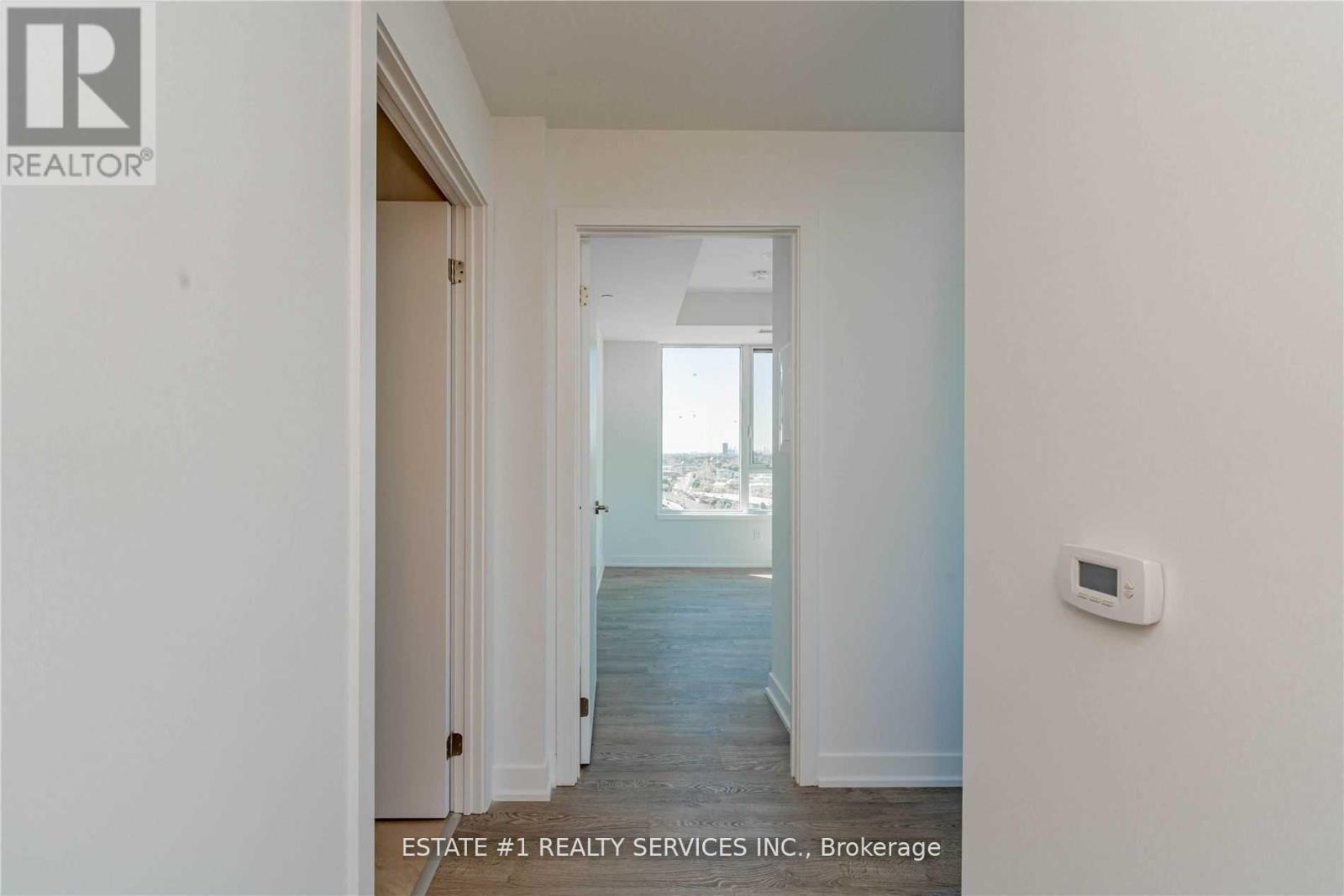 Photo 18 of 2116 1928 Lakeshore Boulevard, Toronto ON