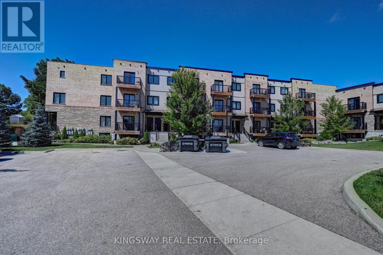 Photo 1 of 7 C 164 Heiman Street, Kitchener ON