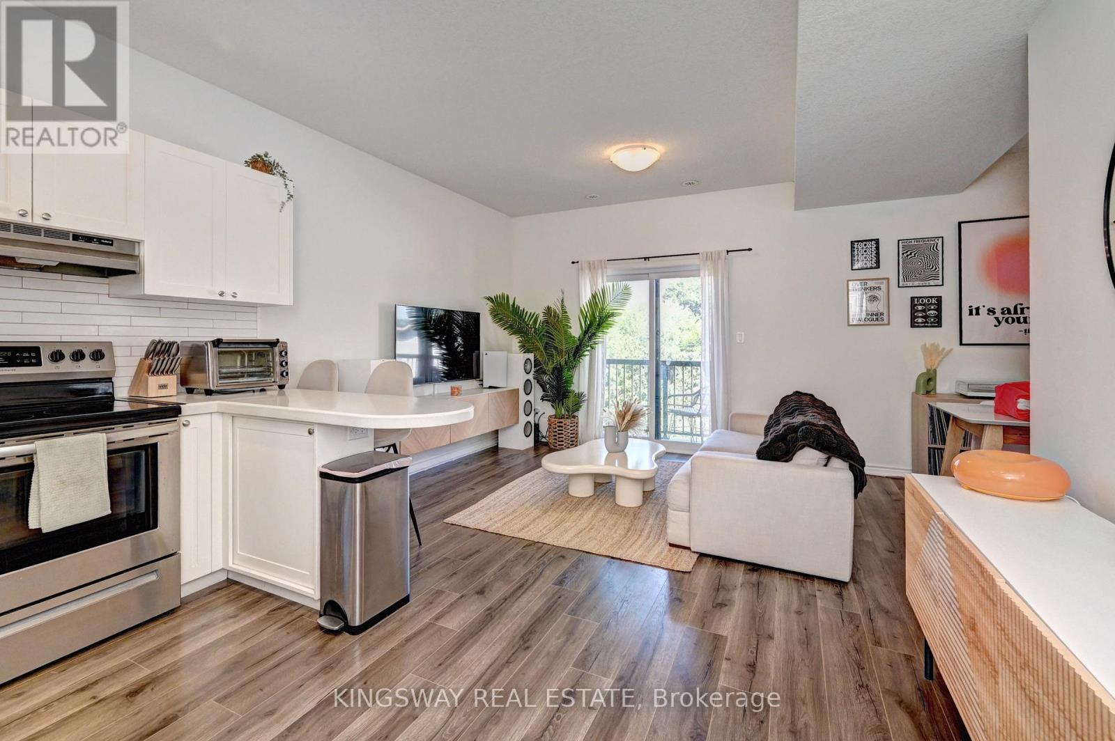 Photo 12 of 7 C 164 Heiman Street, Kitchener ON