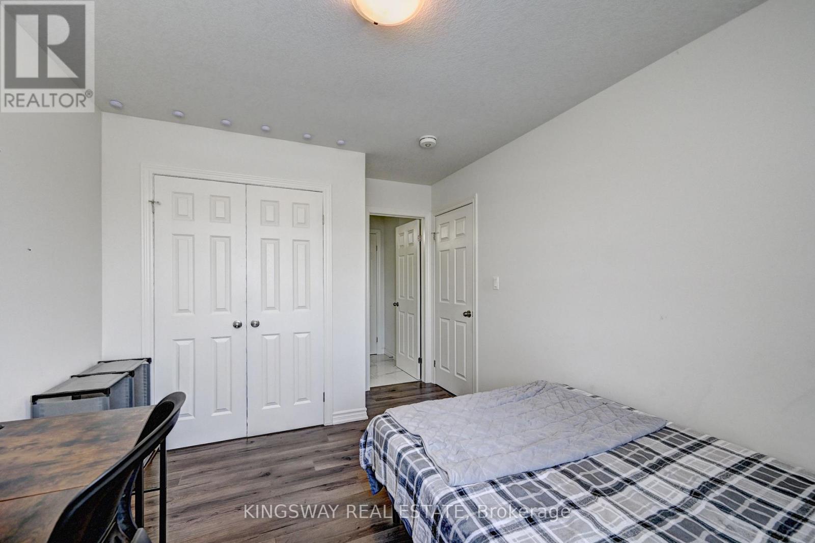Photo 32 of 7 C 164 Heiman Street, Kitchener ON