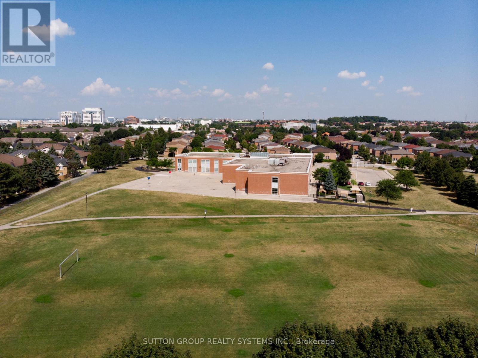 Photo 29 of 183 103 Bristol Road E, Mississauga ON