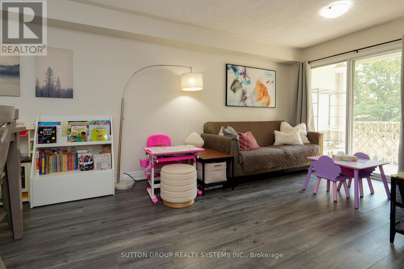 Photo 9 of 183 103 Bristol Road E, Mississauga ON