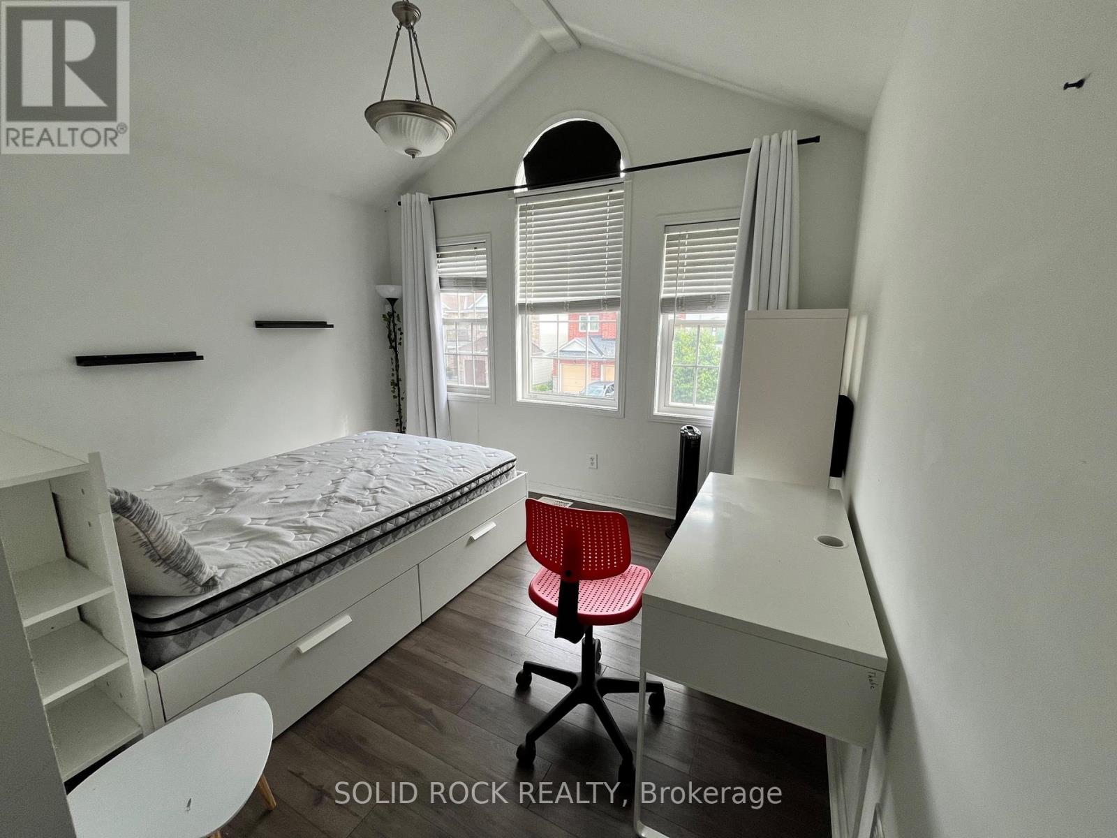 Photo 19 of 409 Amar Lane, Ottawa ON