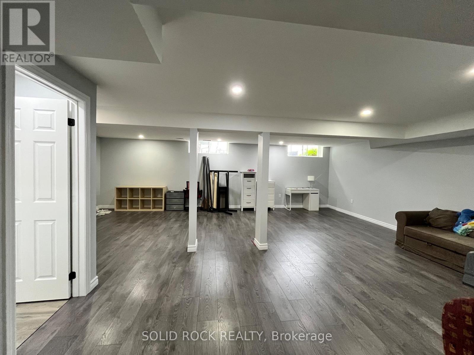 Photo 22 of 409 Amar Lane, Ottawa ON
