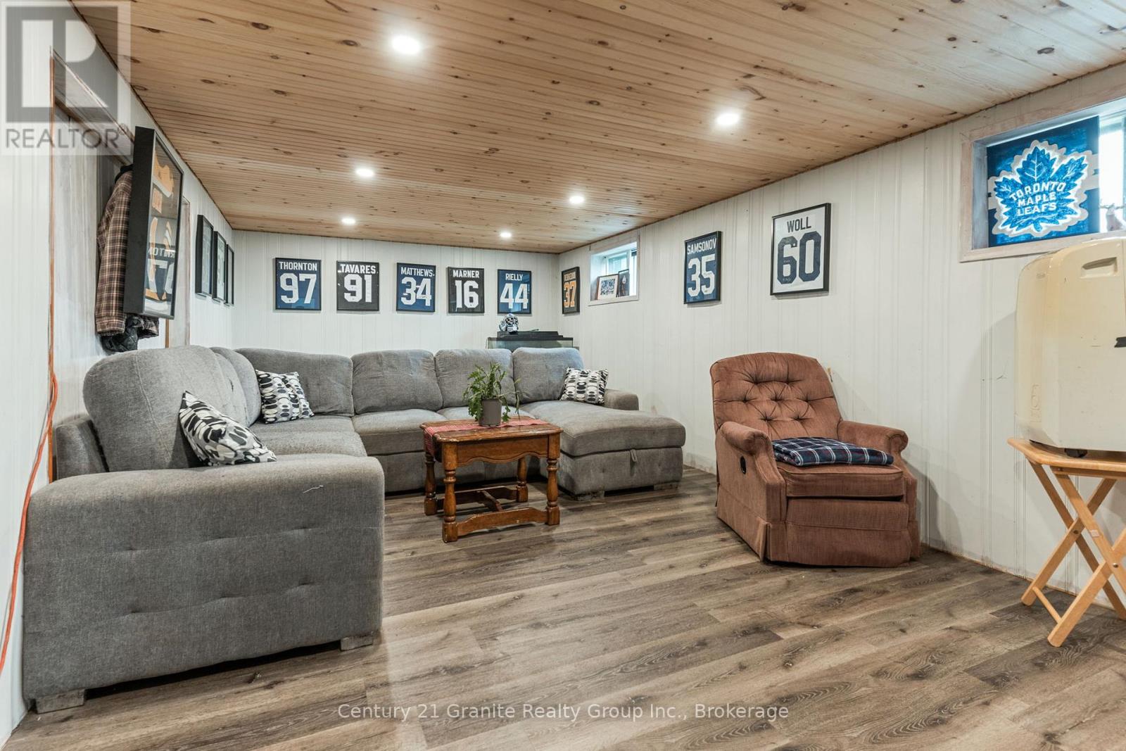 Photo 18 of 32 Cameron Road, Kawartha Lakes ON