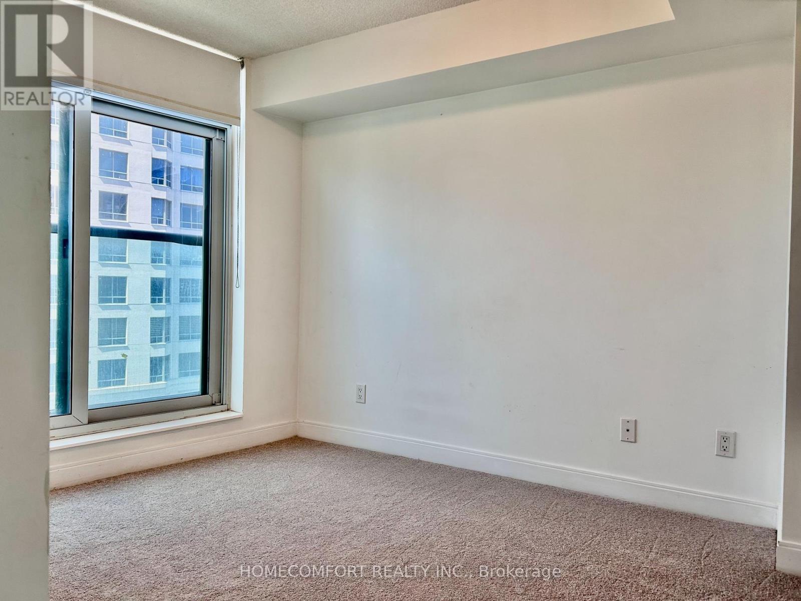 Photo 9 of 823 238 Bonis Avenue, Toronto ON