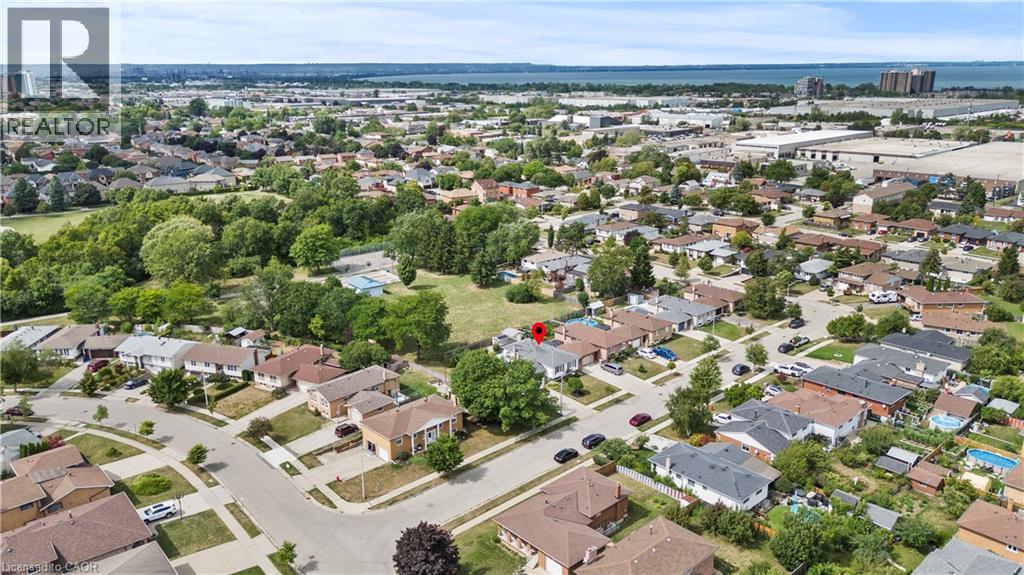 Photo 32 of 5 Lynwood Drive, Hamilton ON