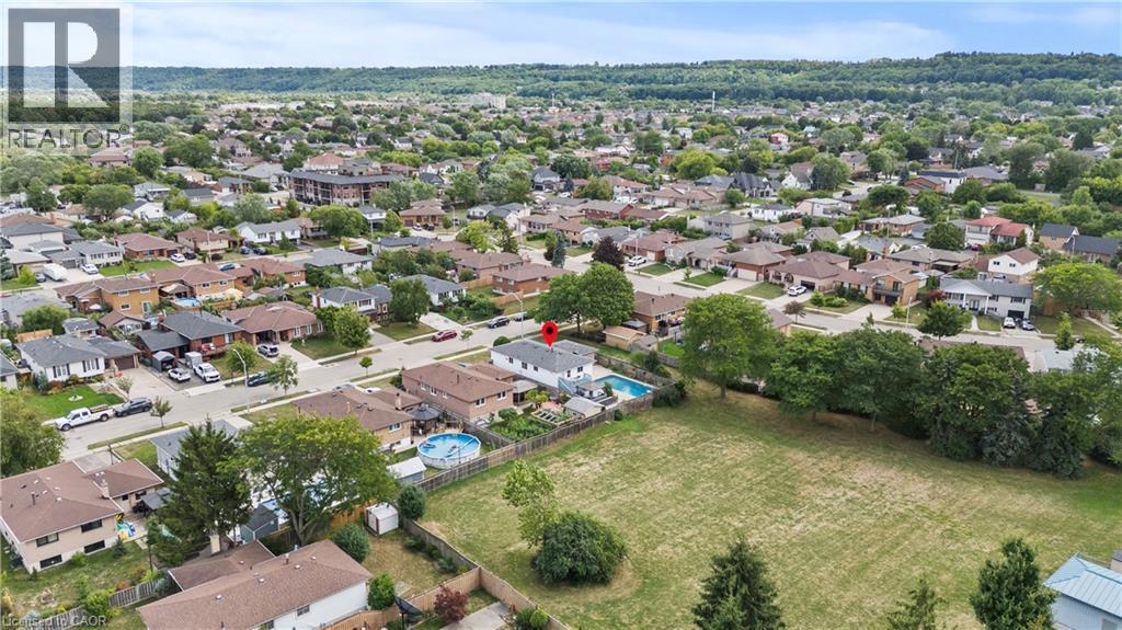 Photo 34 of 5 Lynwood Drive, Hamilton ON
