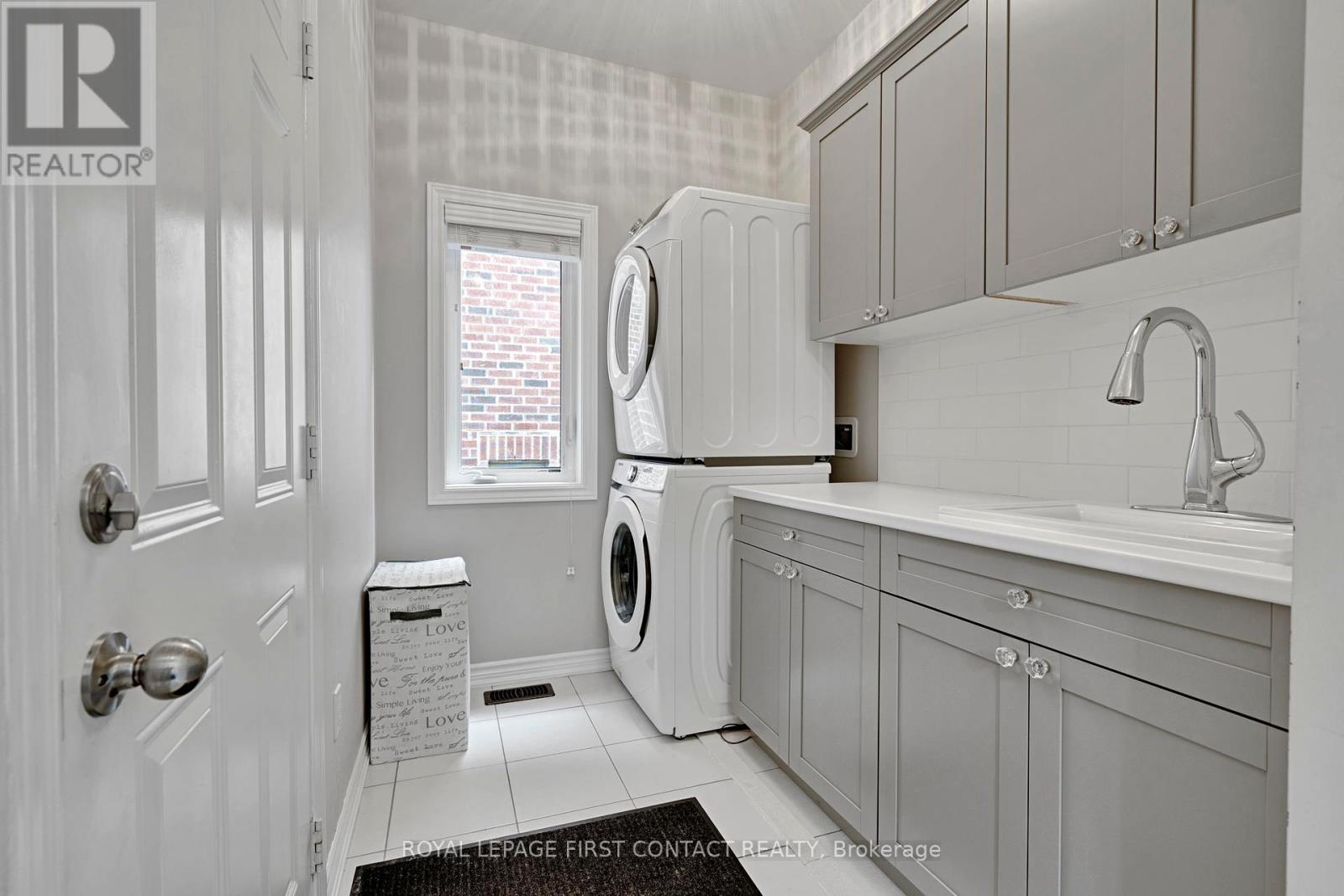 Photo 17 of 45 Cameron Street, Springwater ON