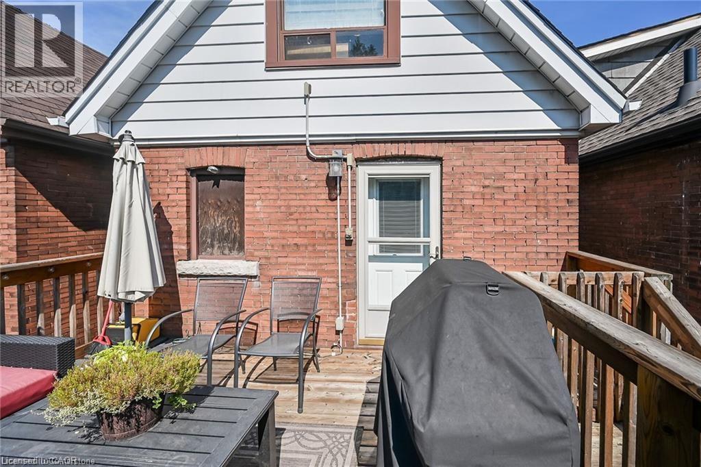 Photo 47 of 49 East Bend Avenue S, Hamilton ON