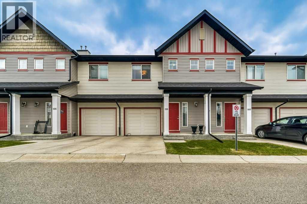 158 Everridge Gardens SW, Calgary, Alberta